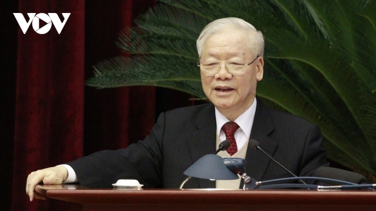 Party chief lauds former elite leaders’ contributions to nation
